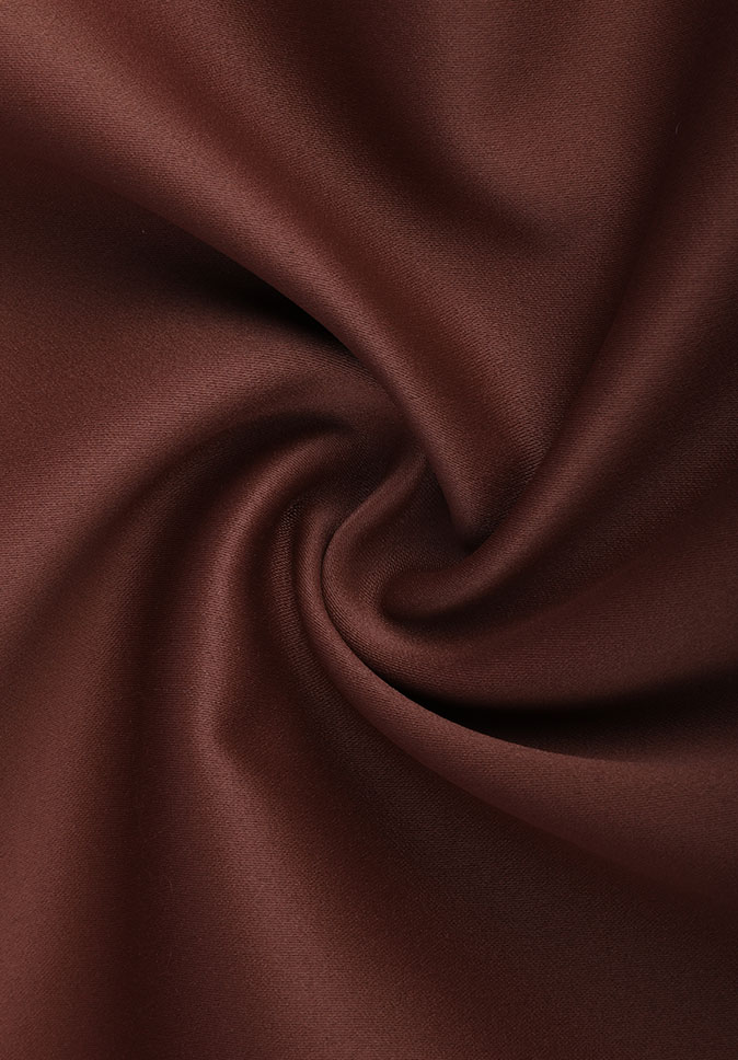 Inhärenter, flammhemmender, hochpräziser 300-cm-Satin-Verdunklungsvorhangstoff im königlichen Stil aus reinem Polyester