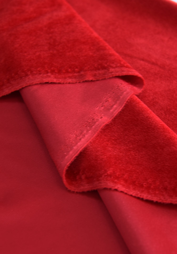 Roter, inhärent flammhemmender Samtstoff aus reinem Polyester